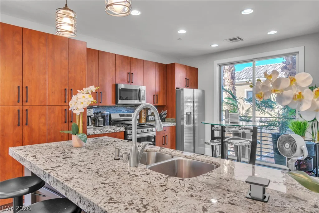 9050 Tropicana, Las Vegas, NV 89147