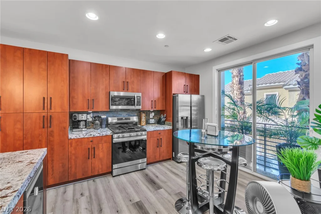 9050 Tropicana, Las Vegas, NV 89147