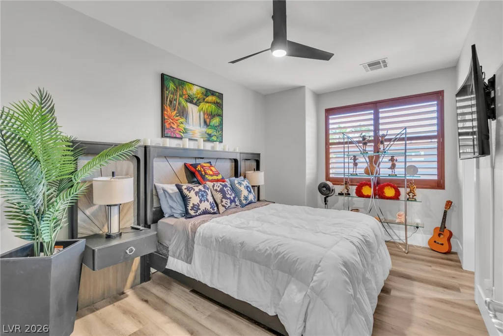 9050 Tropicana, Las Vegas, NV 89147