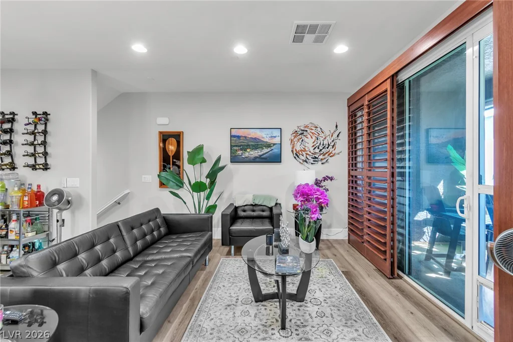 9050 Tropicana, Las Vegas, NV 89147