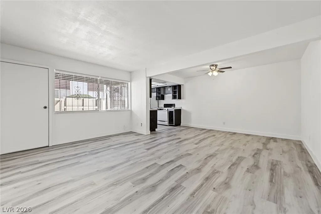 1405 Vegas Valley, Las Vegas, NV 89169