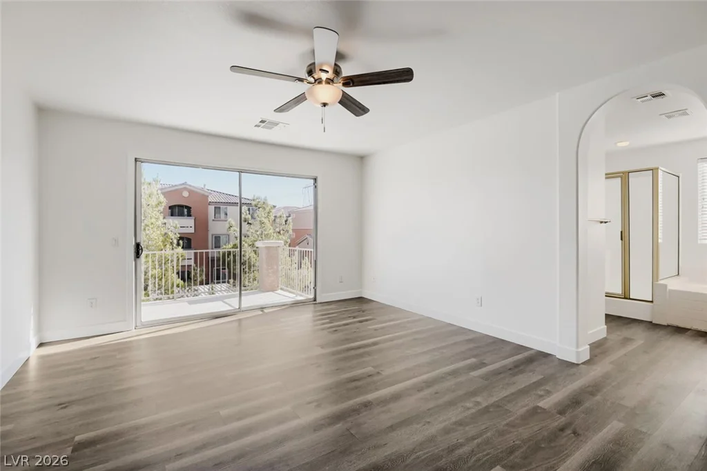 520 Moses Lake, Henderson, NV 89002
