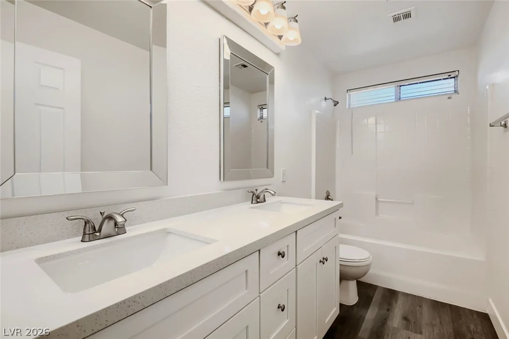 520 Moses Lake, Henderson, NV 89002