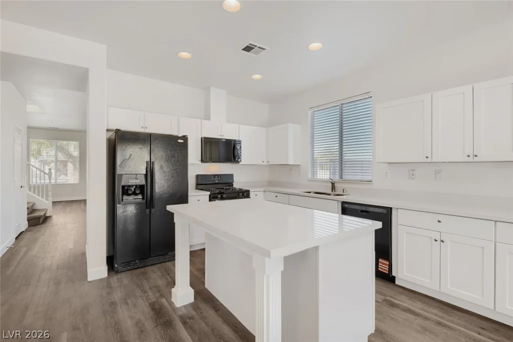 520 Moses Lake, Henderson, NV 89002