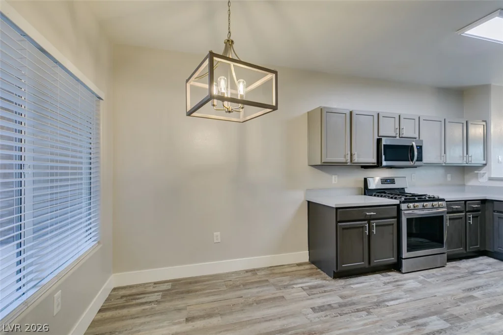 2001 Jade Creek, Las Vegas, NV 89117