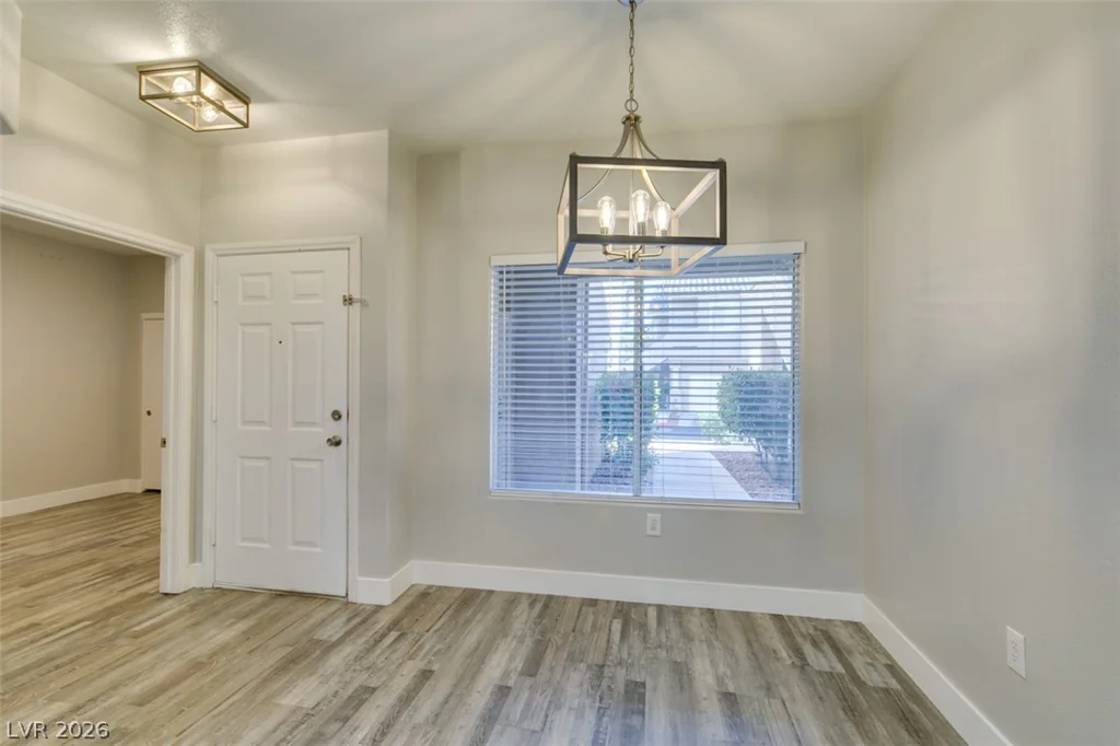 2001 Jade Creek, Las Vegas, NV 89117