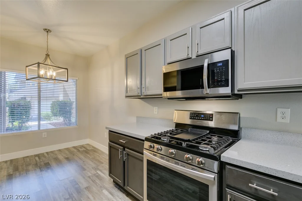 2001 Jade Creek, Las Vegas, NV 89117