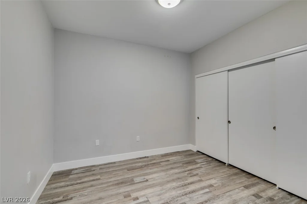 2001 Jade Creek, Las Vegas, NV 89117