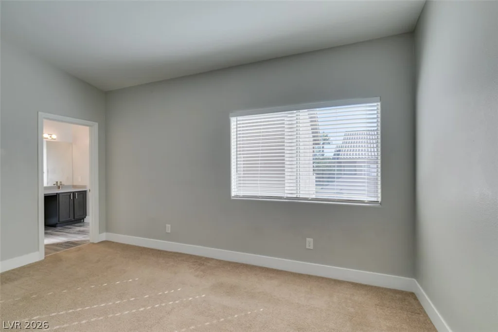 2001 Jade Creek, Las Vegas, NV 89117
