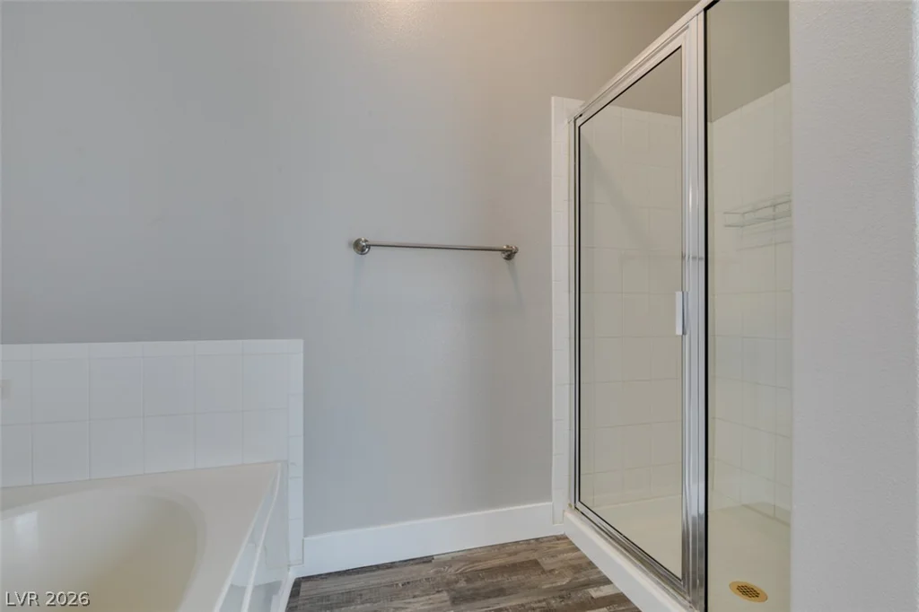 2001 Jade Creek, Las Vegas, NV 89117