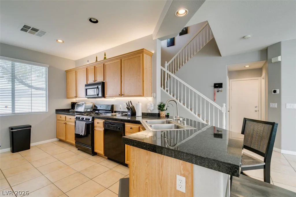 7587 French Springs, Las Vegas, NV 89139