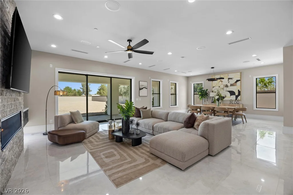 4290 Ford, Las Vegas, NV 89139