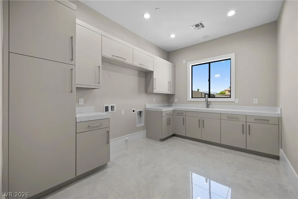 4290 Ford, Las Vegas, NV 89139