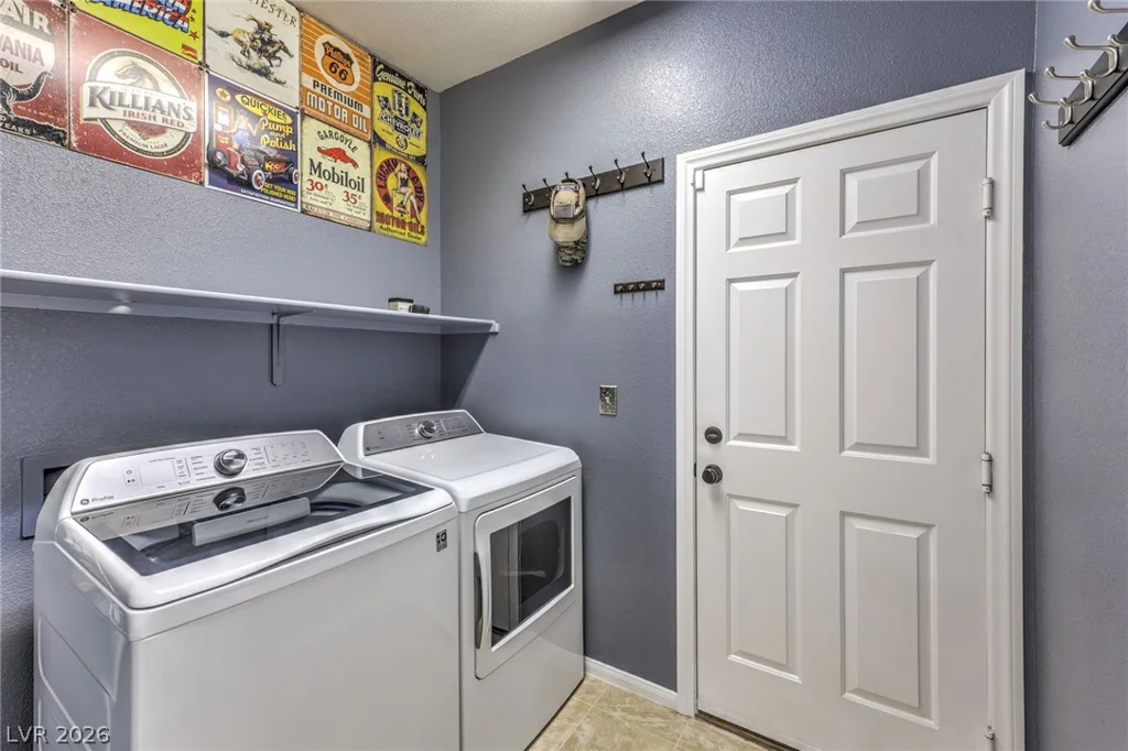 1017 Amber Gate, Henderson, NV 89002