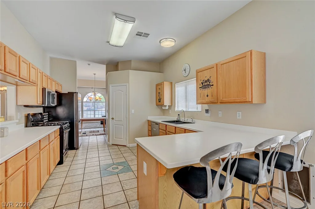 1221 Blazing Sand, Las Vegas, NV 89110