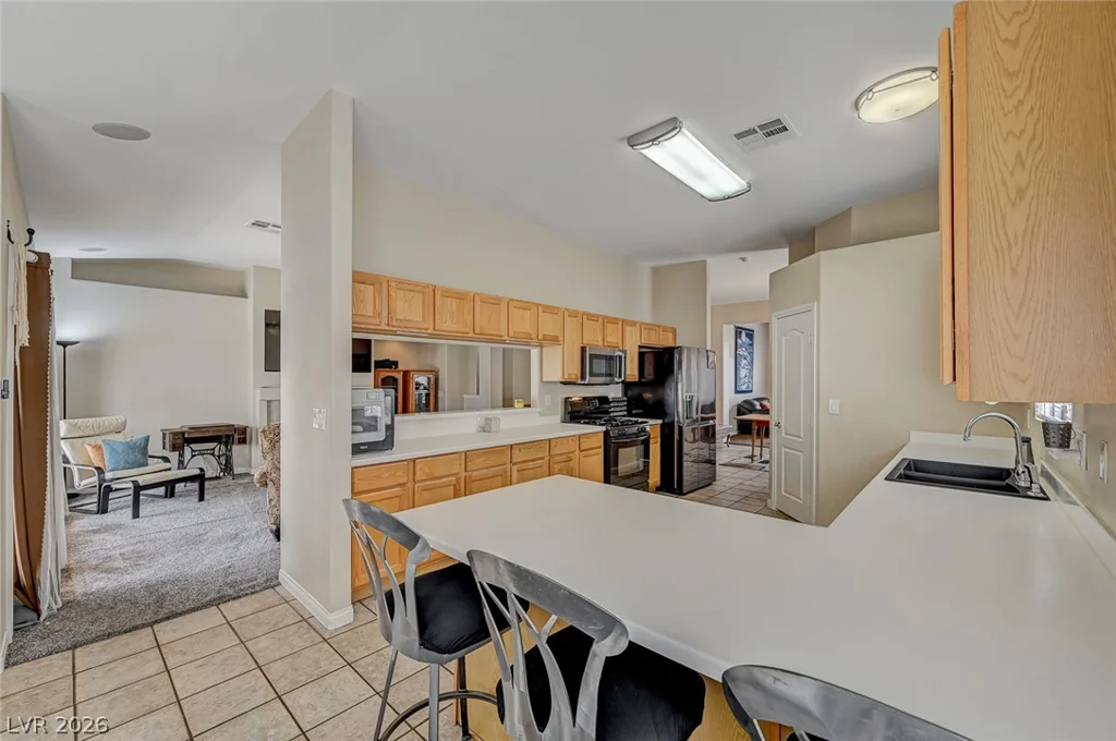 1221 Blazing Sand, Las Vegas, NV 89110