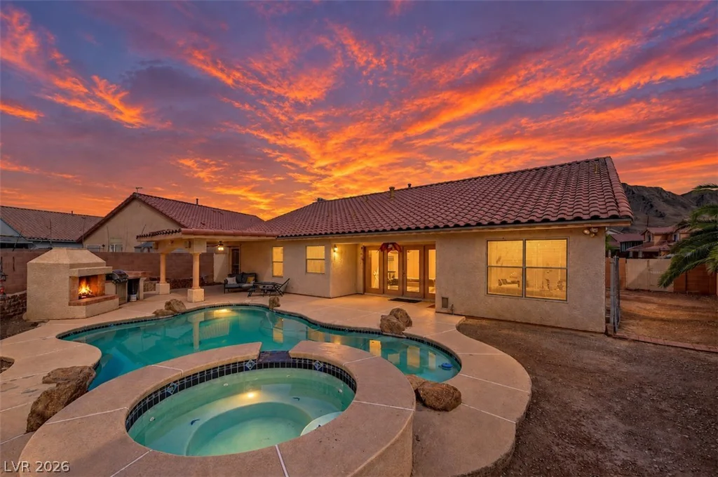 1221 Blazing Sand, Las Vegas, NV 89110