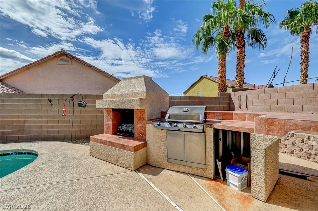 1221 Blazing Sand, Las Vegas, NV 89110