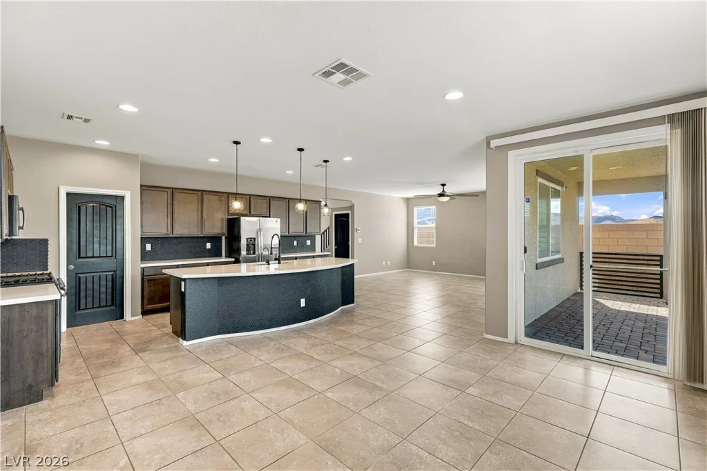 10593 Giant Cardon, Las Vegas, NV 89179