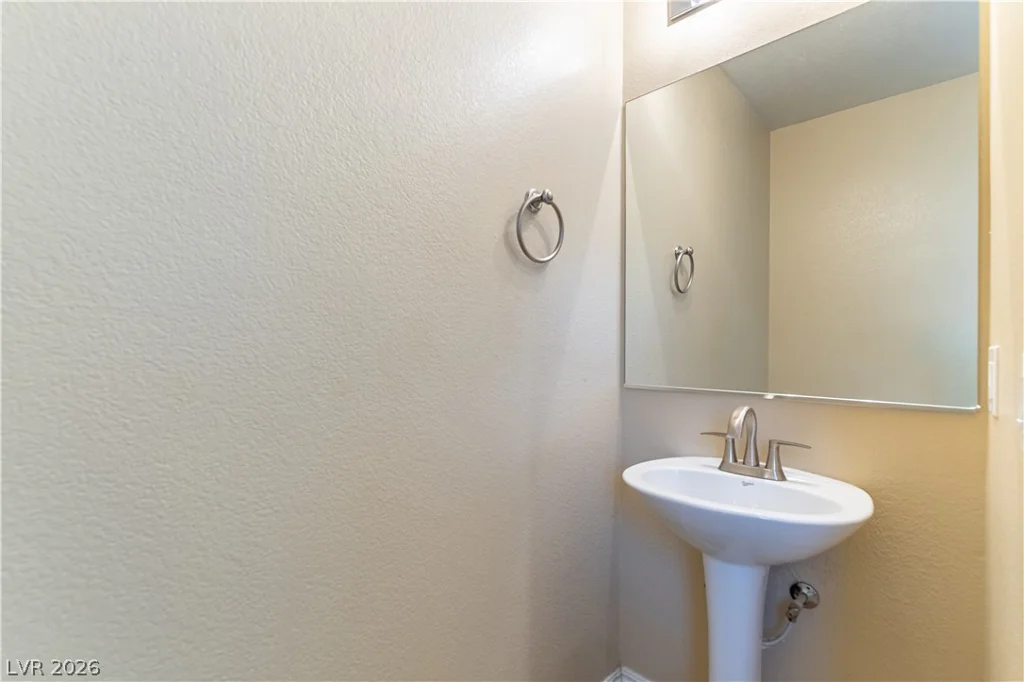 9010 Mossy Hollow, Las Vegas, NV 89149