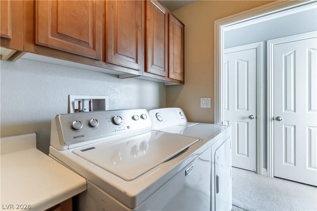 9010 Mossy Hollow, Las Vegas, NV 89149