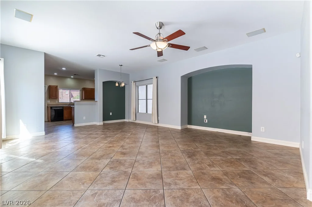 9010 Mossy Hollow, Las Vegas, NV 89149