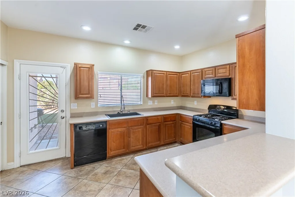 9010 Mossy Hollow, Las Vegas, NV 89149