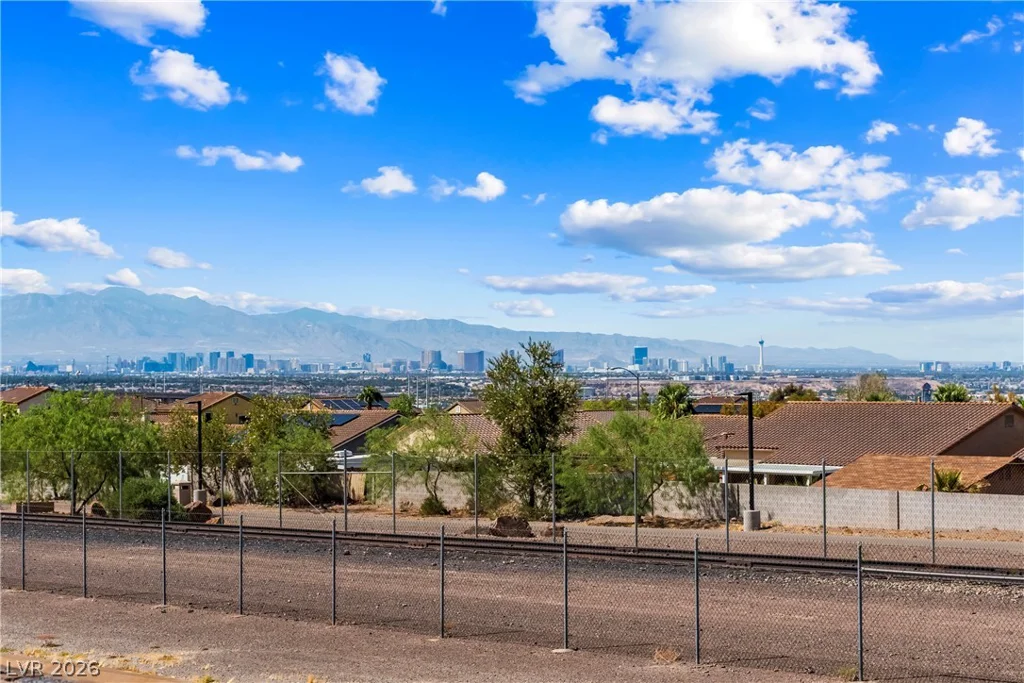 424 Waterwheel Falls, Henderson, NV 89015