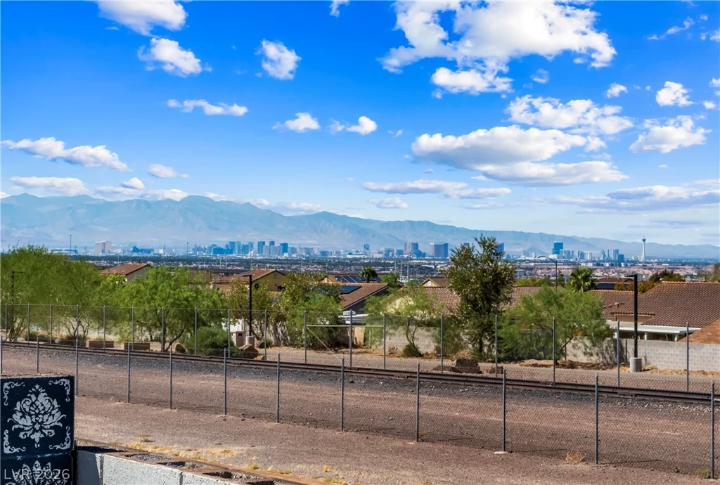 424 Waterwheel Falls, Henderson, NV 89015