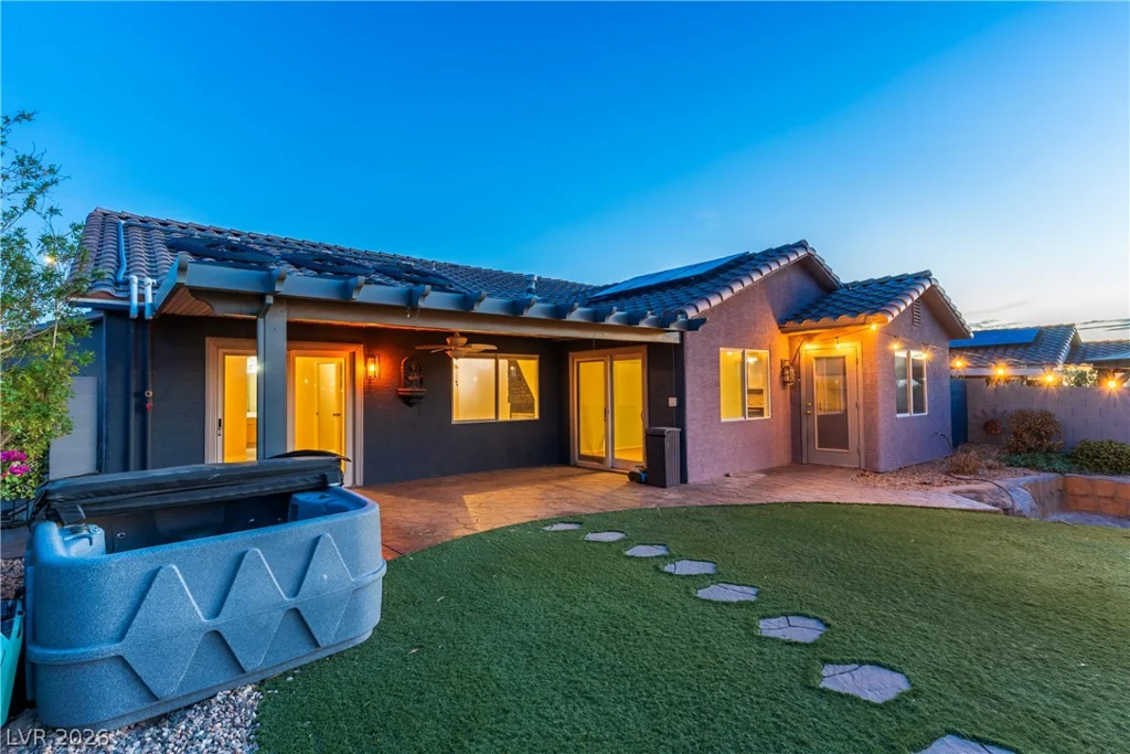 424 Waterwheel Falls, Henderson, NV 89015