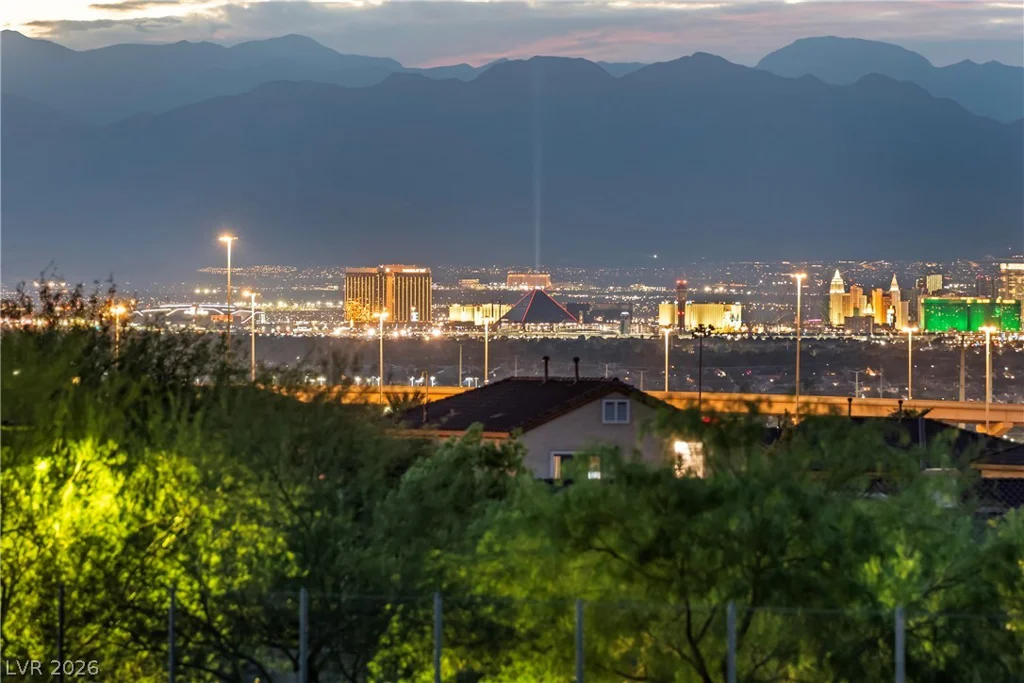 424 Waterwheel Falls, Henderson, NV 89015