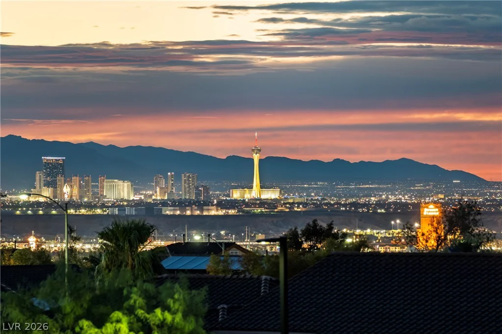 424 Waterwheel Falls, Henderson, NV 89015