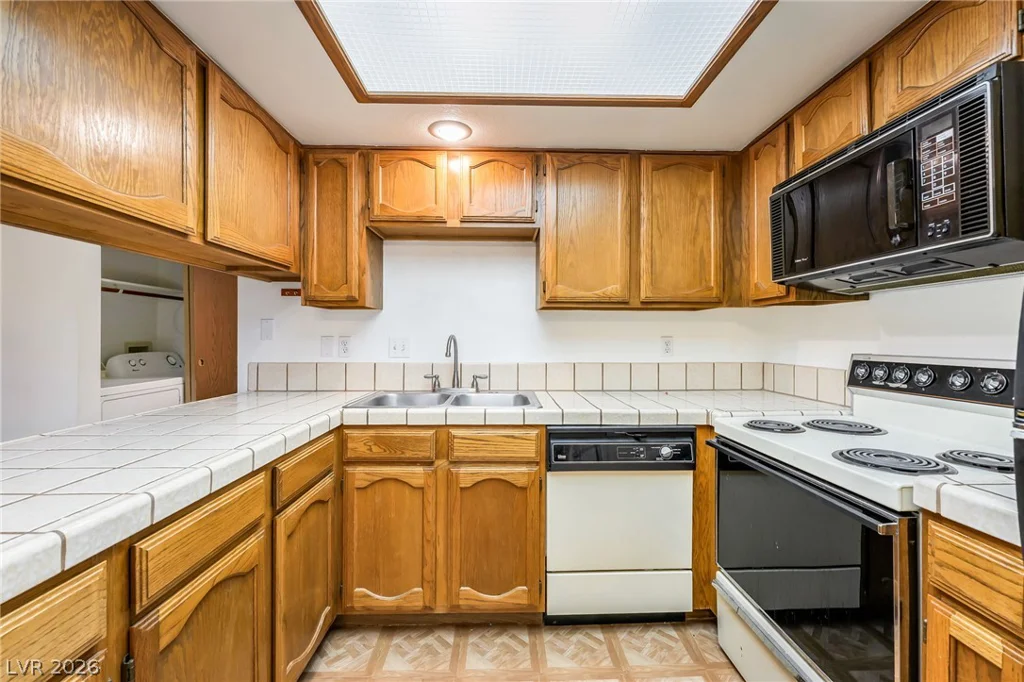 4340 Sanderling, Las Vegas, NV 89103