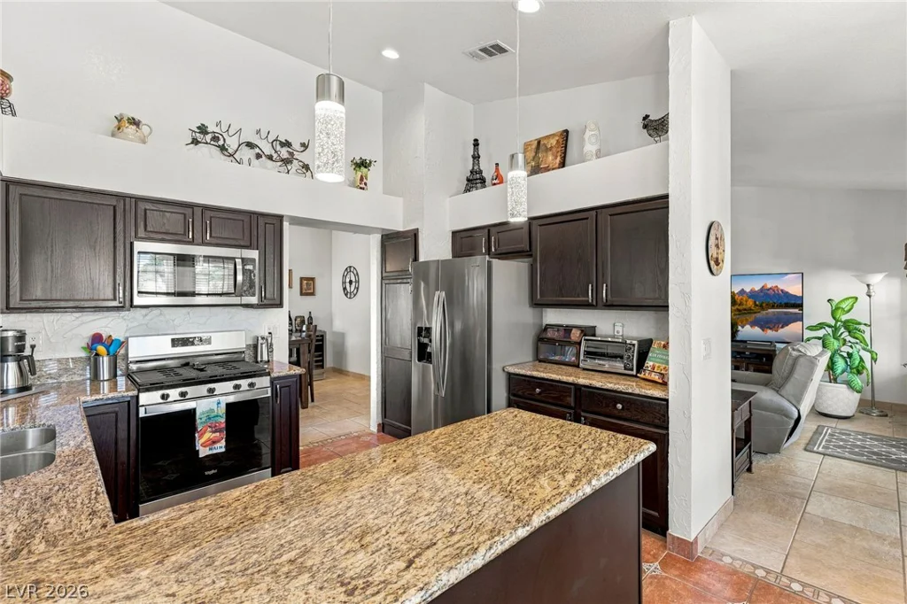 5605 Little Doe, Las Vegas, NV 89130