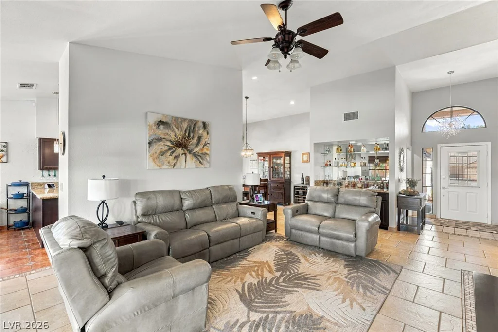 5605 Little Doe, Las Vegas, NV 89130