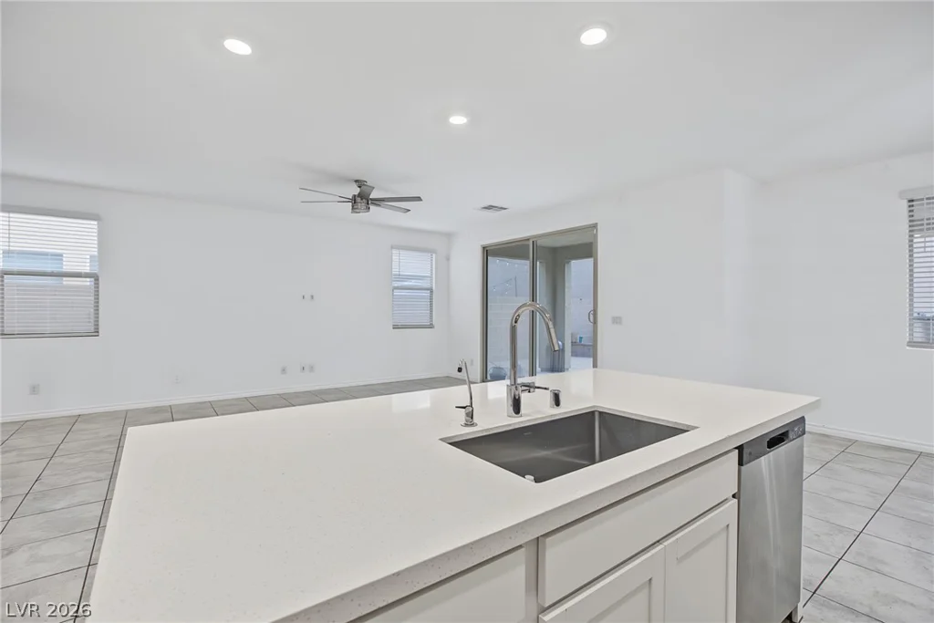 2728 Lindsey Springs, Las Vegas, NV 89142