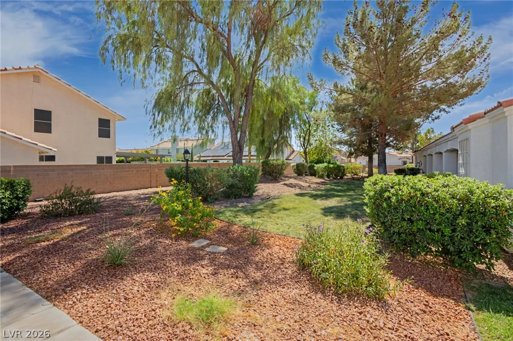 8753 Reef Island, Las Vegas, NV 89147