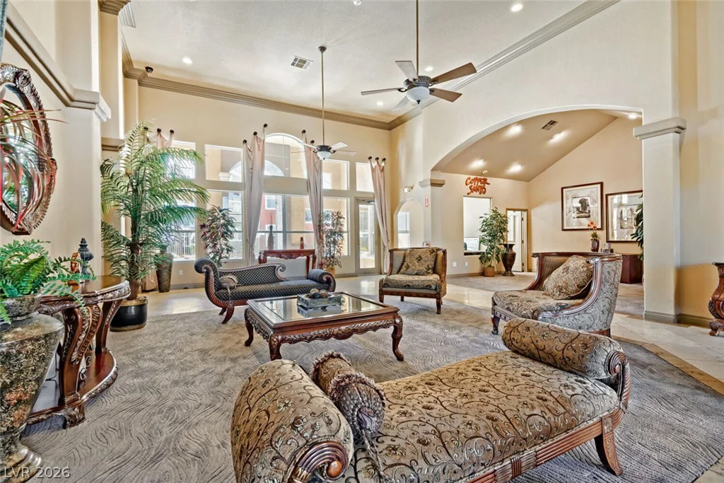 8101 Flamingo, Las Vegas, NV 89147