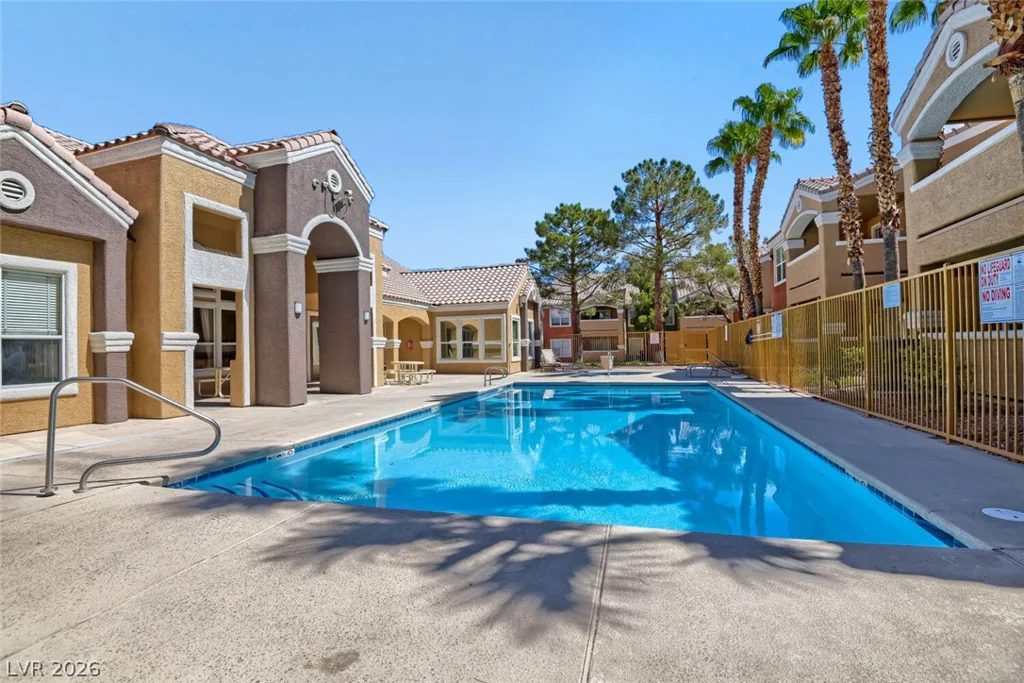 8101 Flamingo, Las Vegas, NV 89147