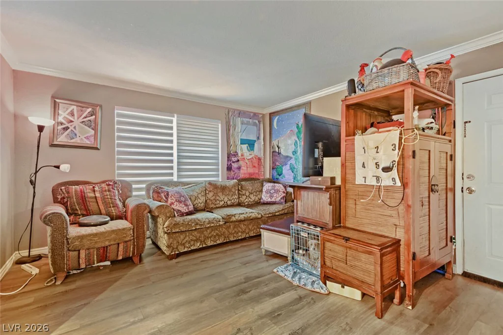 8101 Flamingo, Las Vegas, NV 89147