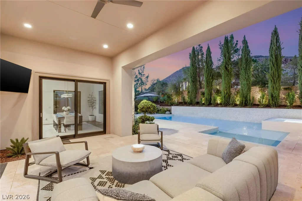 22 Greenside, Las Vegas, NV 89141