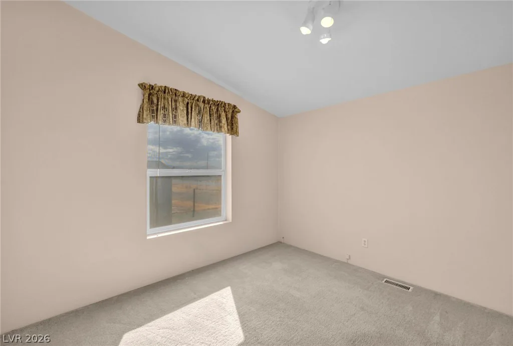 3920 Effinger, Pahrump, NV 89060