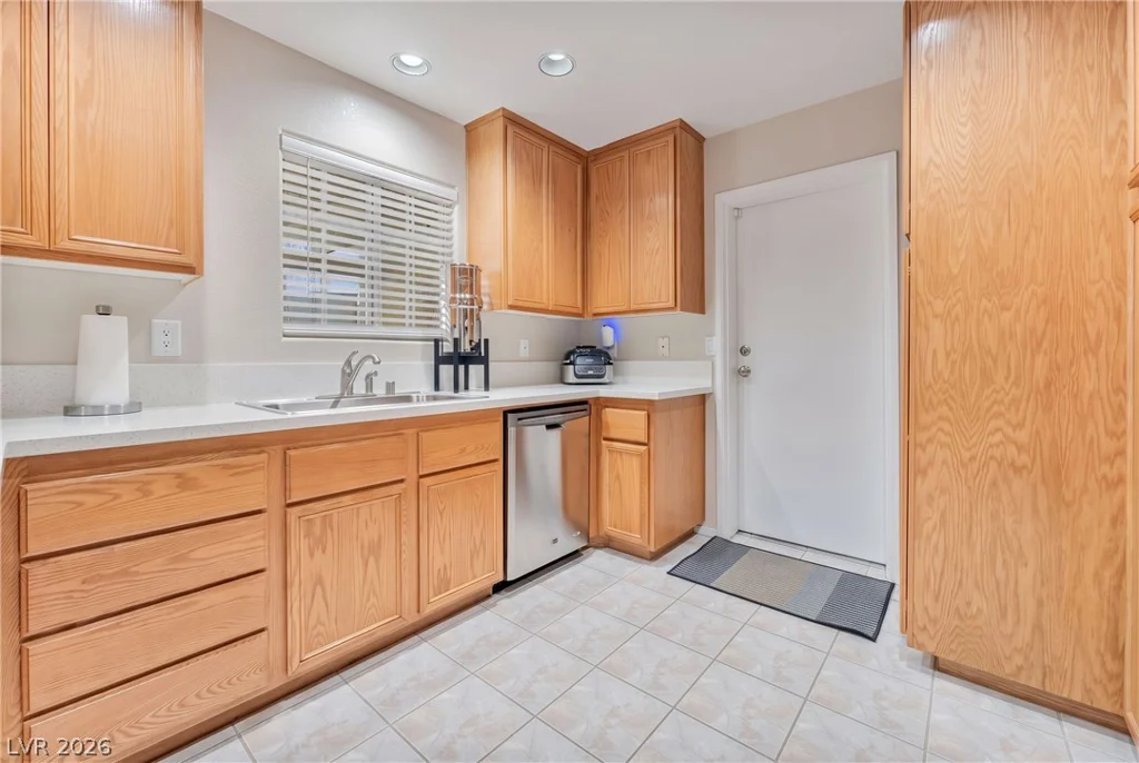 5424 Comchec, Las Vegas, NV 89108