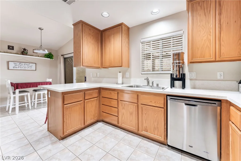 5424 Comchec, Las Vegas, NV 89108