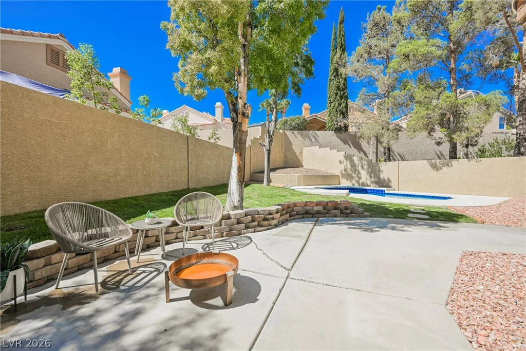 9517 Cynthia Joy, Las Vegas, NV 89134