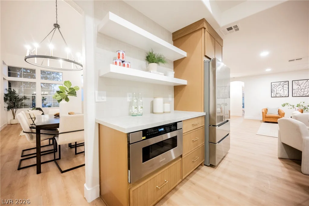 9517 Cynthia Joy, Las Vegas, NV 89134