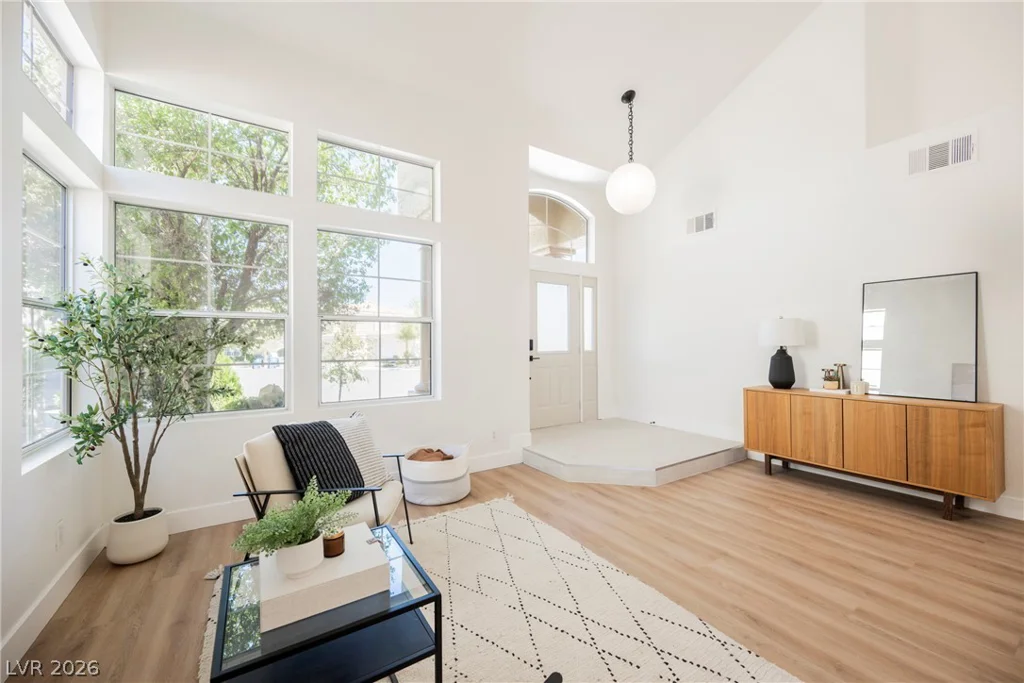 9517 Cynthia Joy, Las Vegas, NV 89134