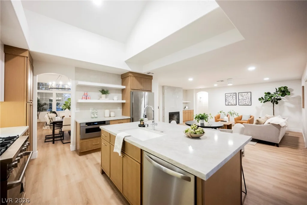 9517 Cynthia Joy, Las Vegas, NV 89134