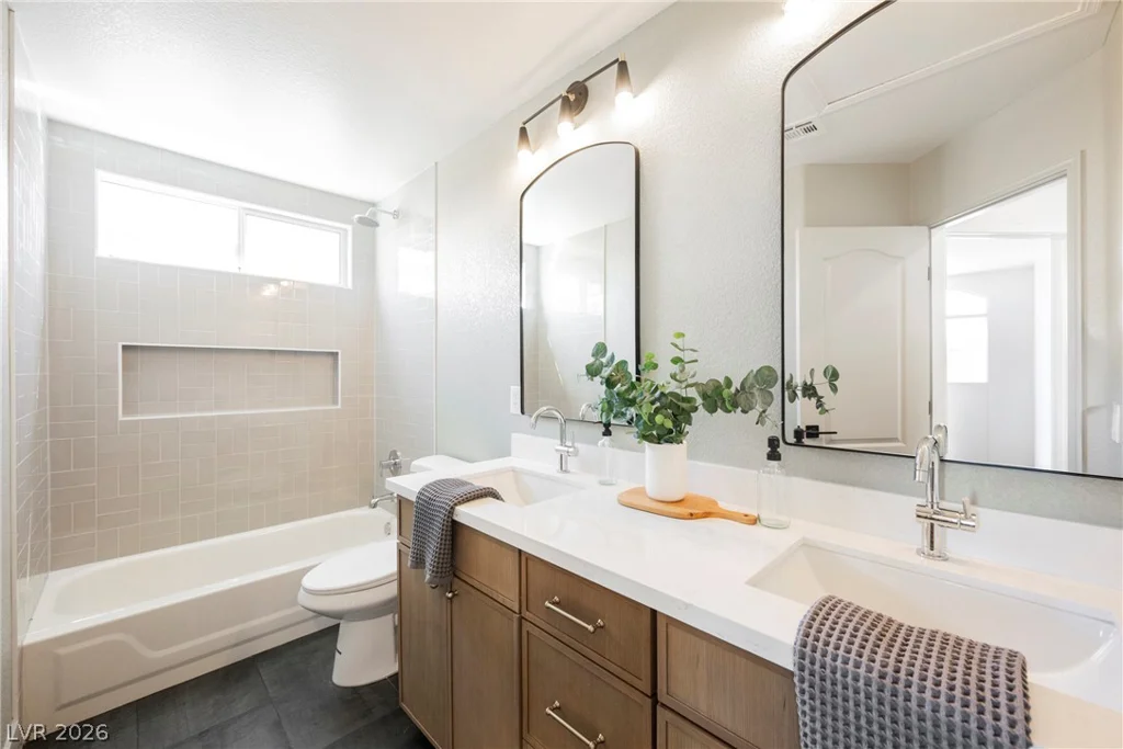 9517 Cynthia Joy, Las Vegas, NV 89134