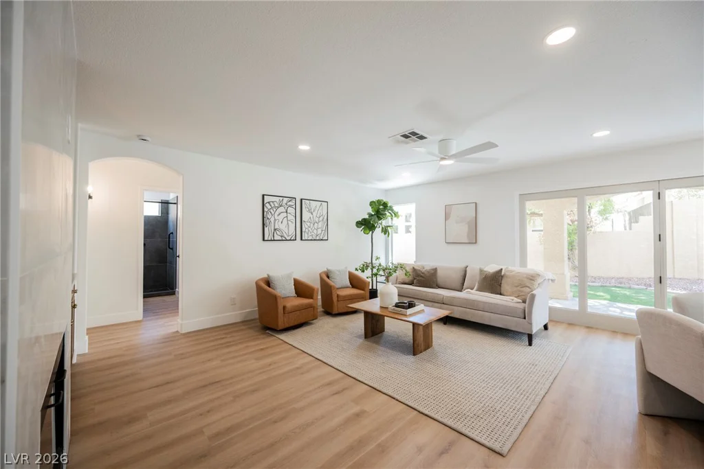 9517 Cynthia Joy, Las Vegas, NV 89134